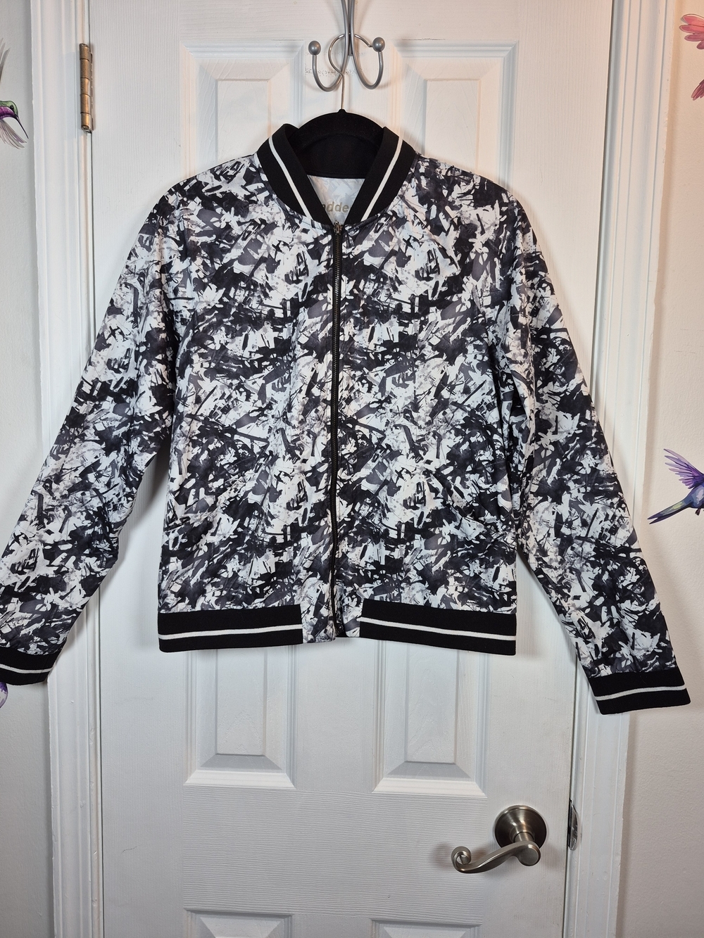 Madden NYC Lightweight Bomber Jacket Full-Zip Graphic Print